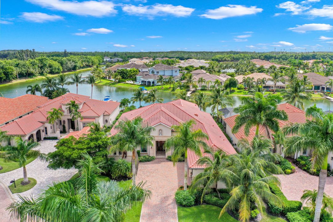 11861 Via Novelli Ct, Miromar Lakes, FL 33913