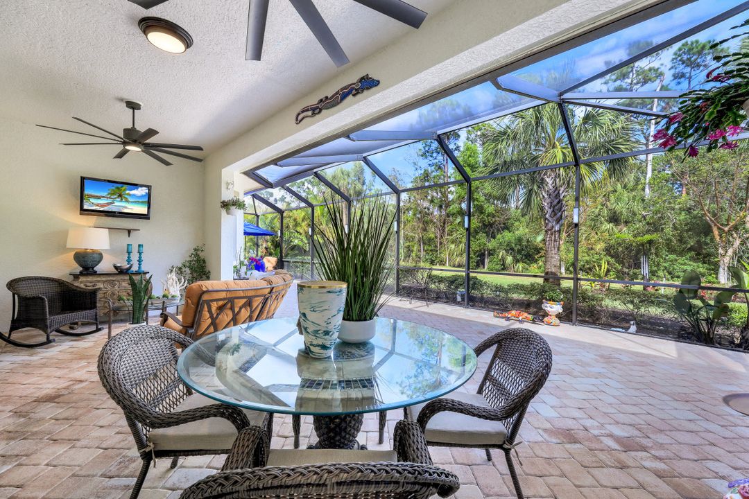 2303 Somerset Pl, Naples, FL 34120