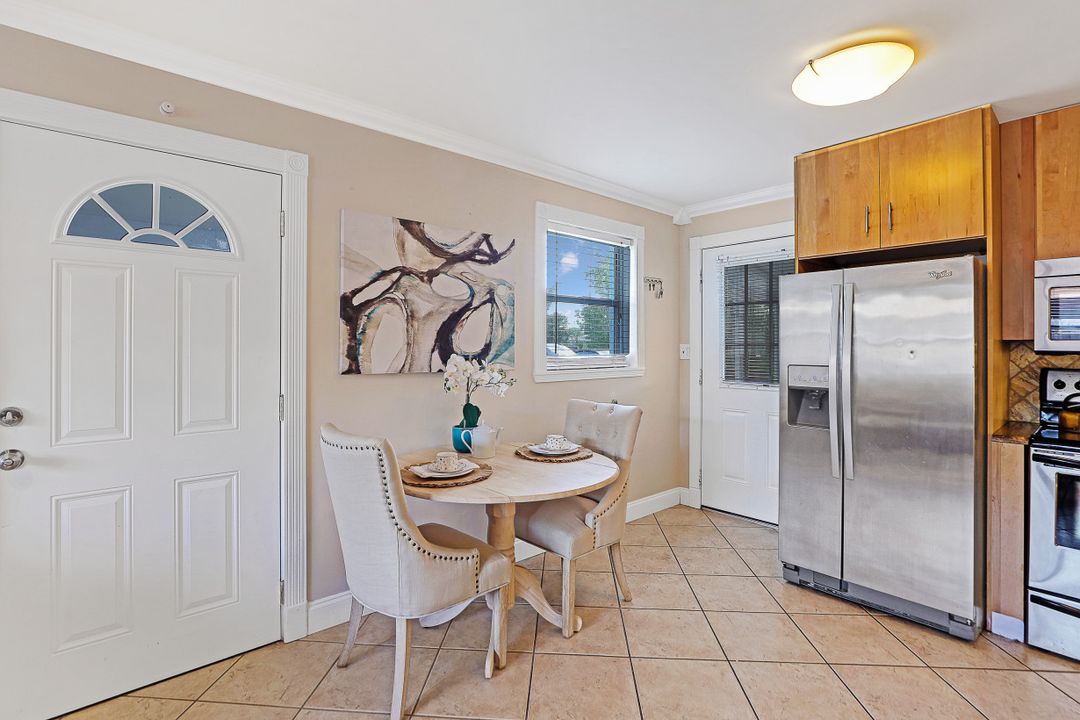 84 2nd St, Bonita Springs, FL 34134