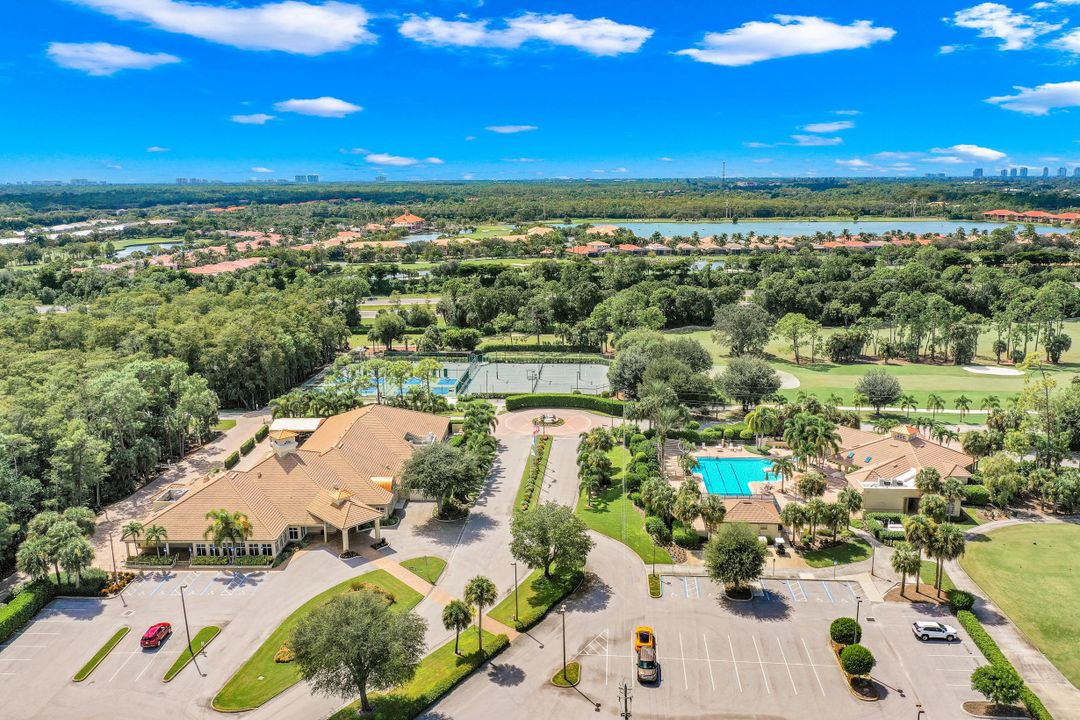 12655 Fox Ridge Dr, Bonita Springs, FL 34135