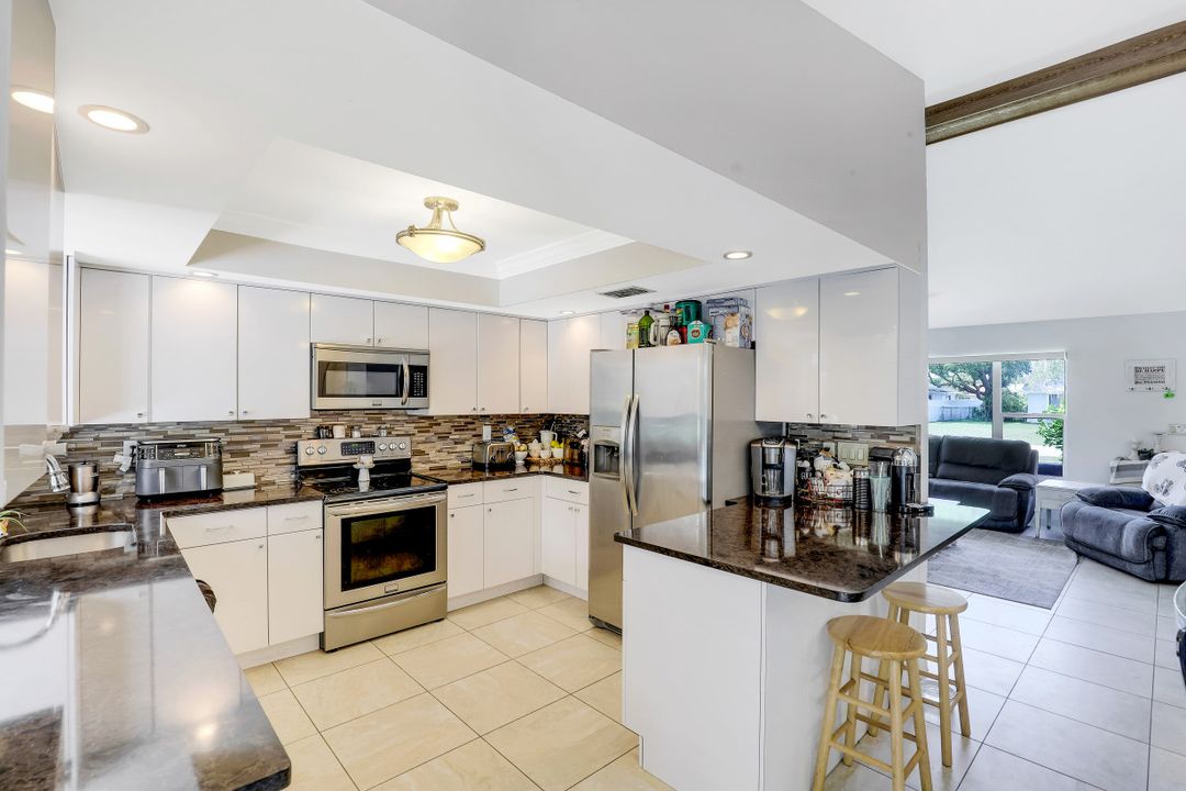 3627 SW 6th Ave, Cape Coral, FL 33914