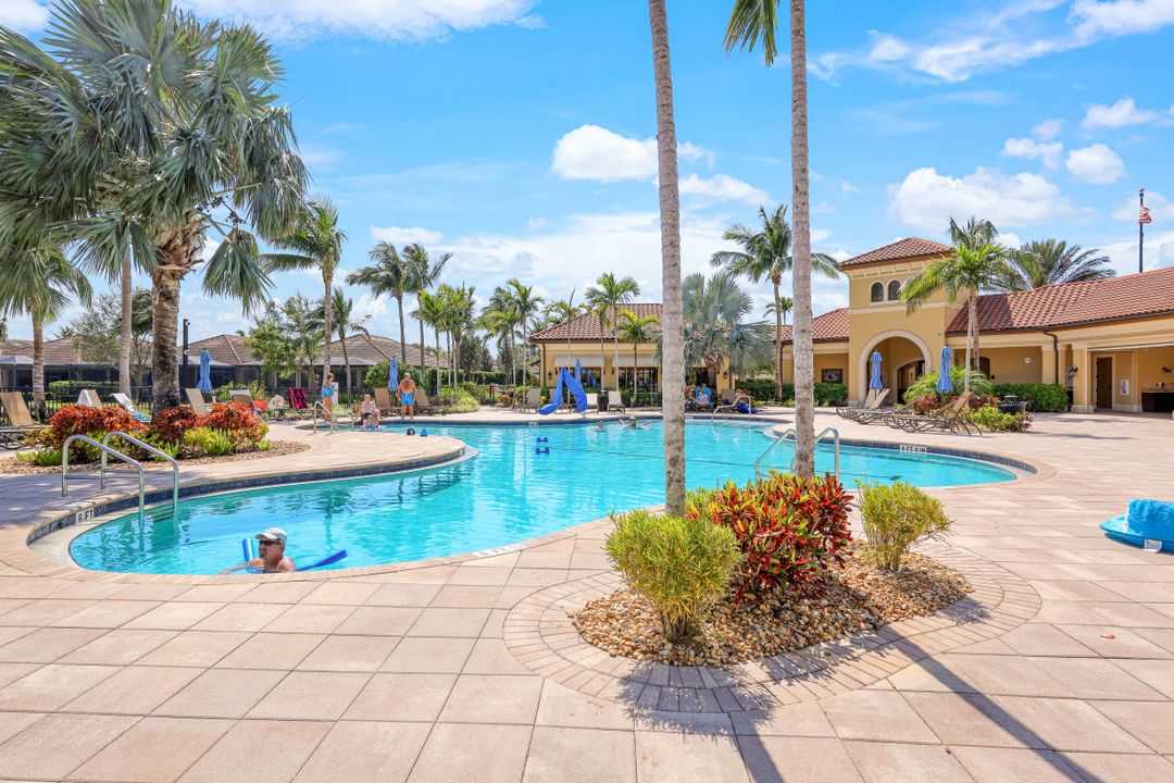 9129 Isla Bella Cir, Bonita Springs, FL 34135
