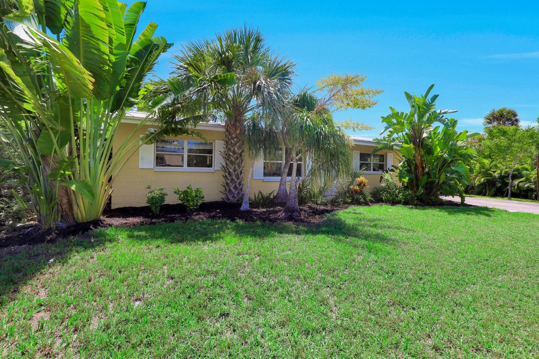 24544 Kingfish St, Bonita Springs, FL 34134