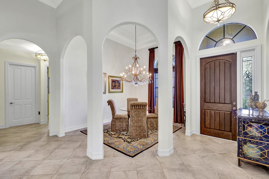 7327 Acorn Way, Naples, FL 34119