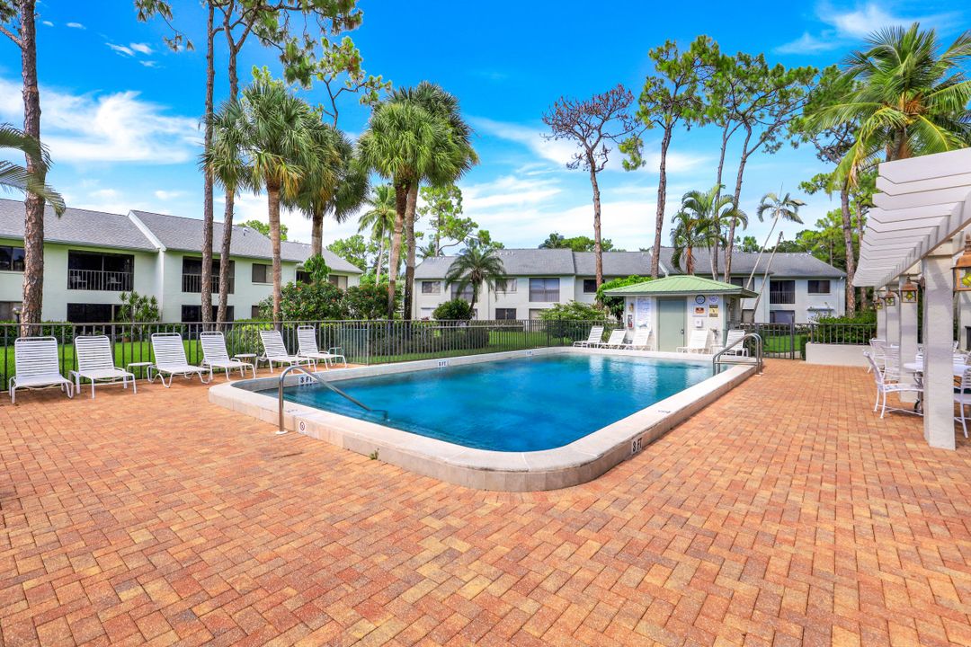 3018 Kings Lake Blvd #3018, Naples, FL 34112