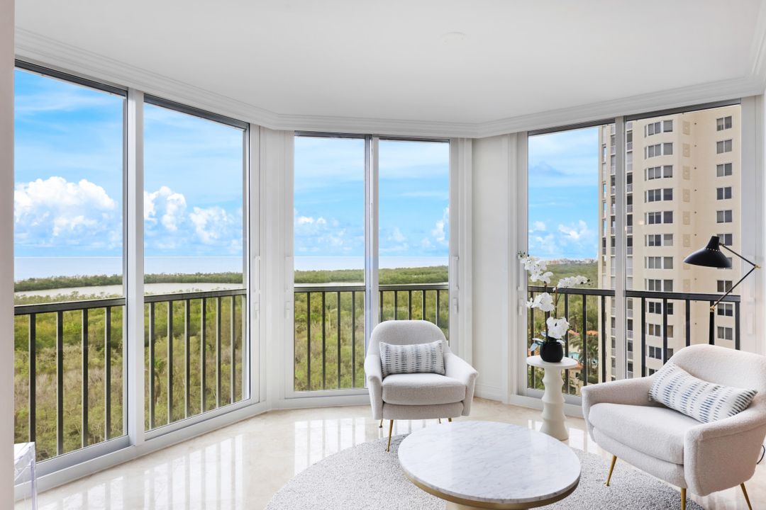 6585 Nicholas Blvd #1103, Naples, FL 34108