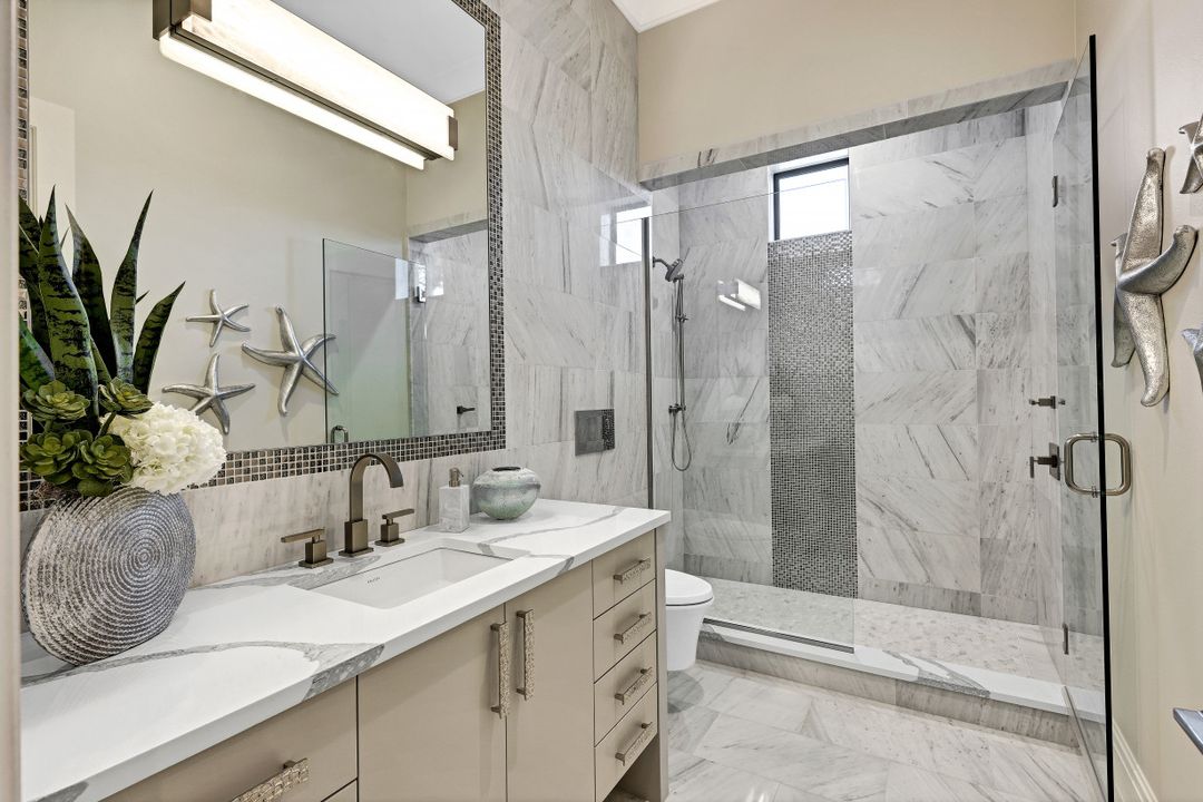 5603 Riverside Dr, Cape Coral, FL 33904