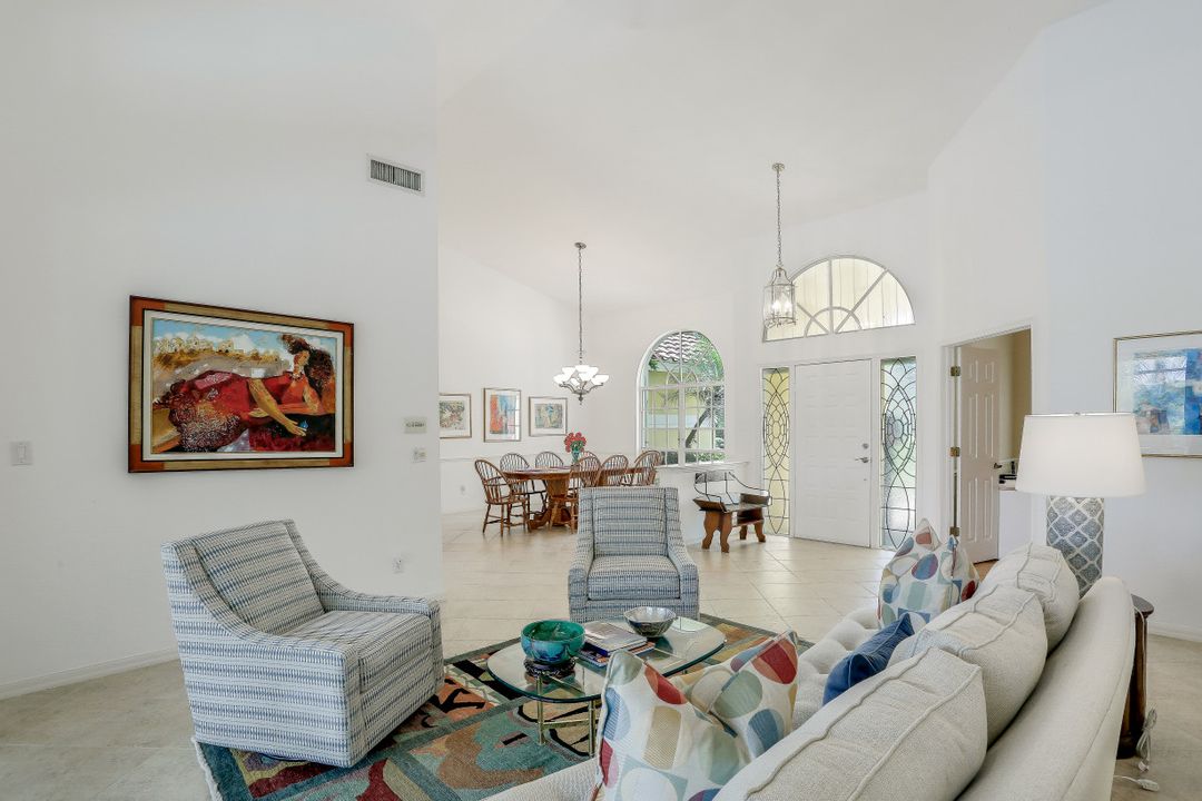 5895 Sonoma Ct, Naples, FL 34119