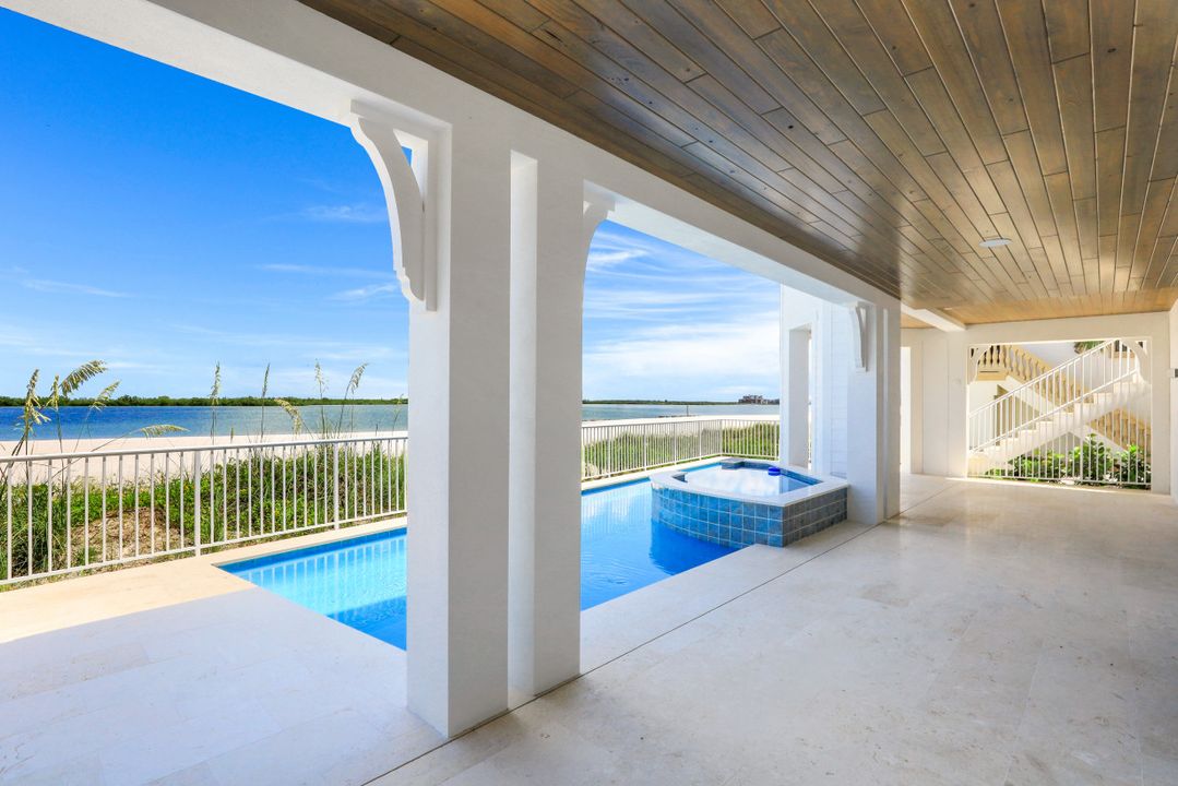 158 S Beach Dr, Marco Island, FL 34145