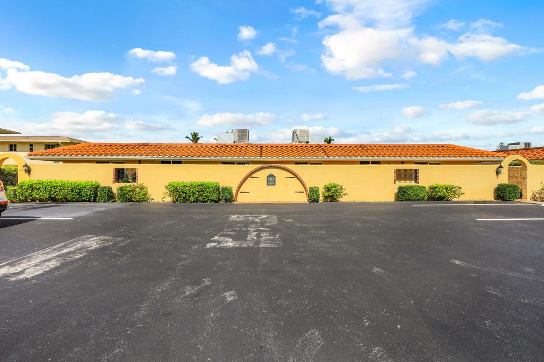 103 Teryl Rd, Naples, FL 34112