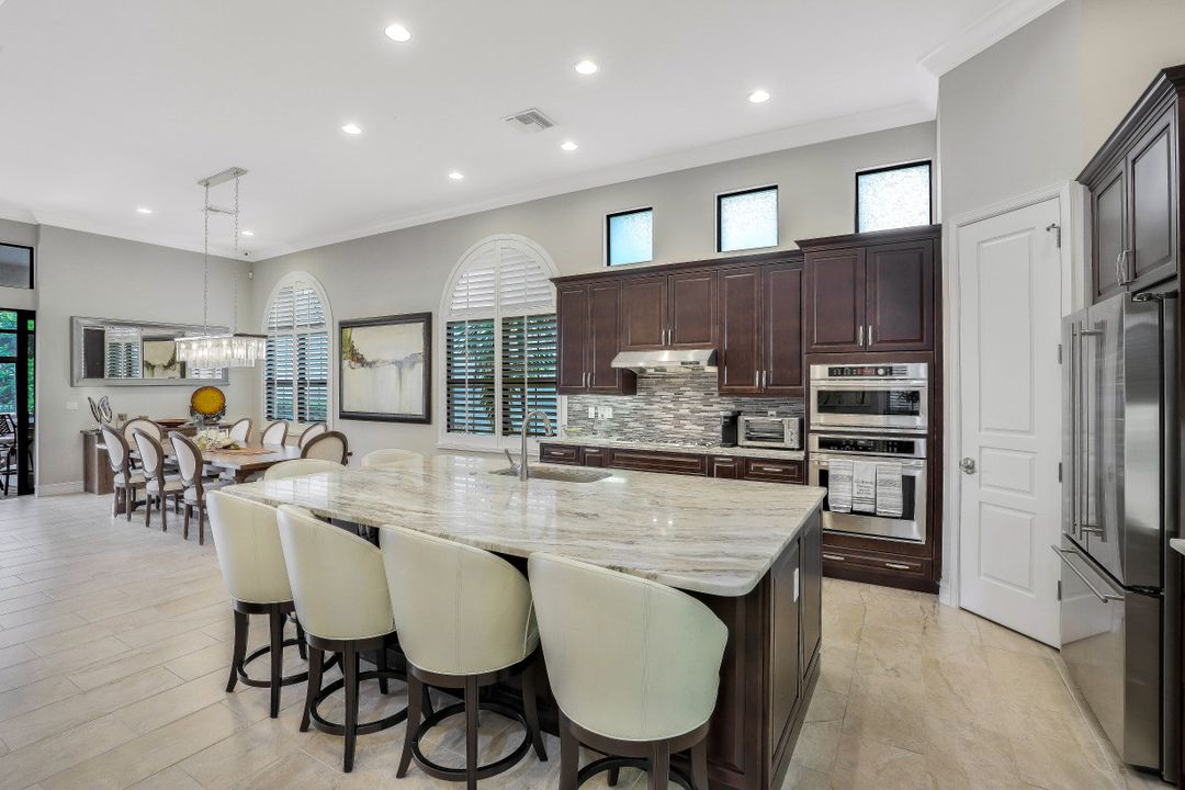 14713 Reserve Ln, Naples, FL 34109