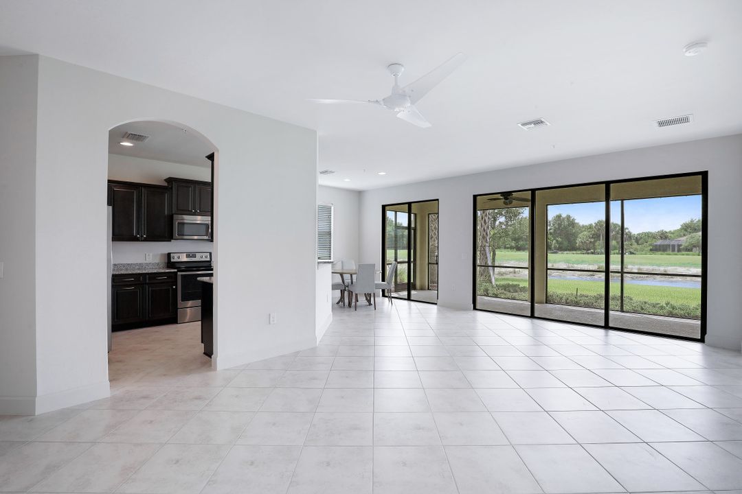 12054 Covent Garden Ct #1104, Naples, FL 34120