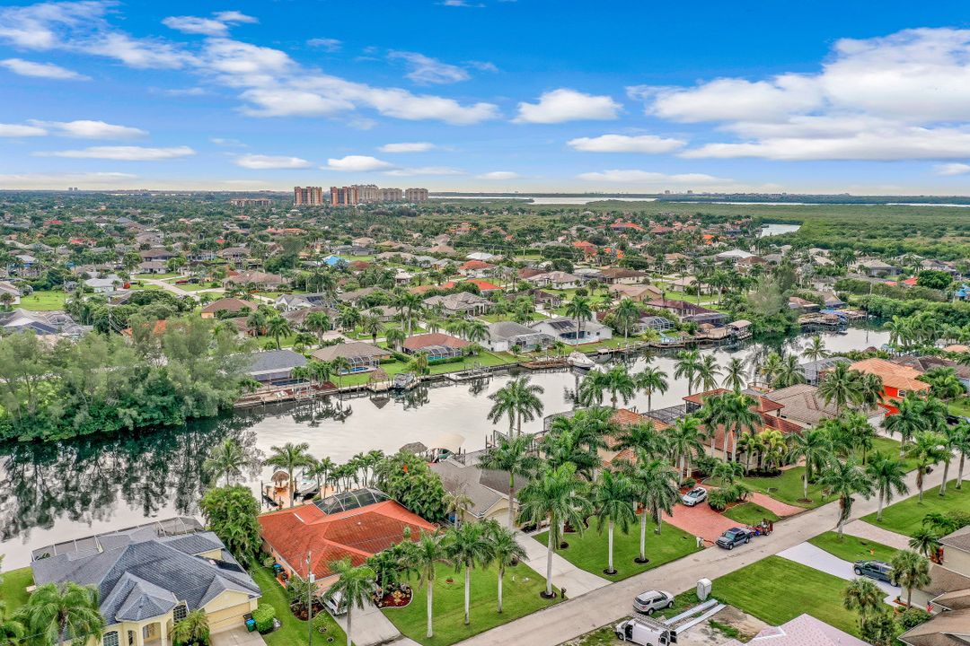 5315 SW 25th Pl, Cape Coral, FL 33914