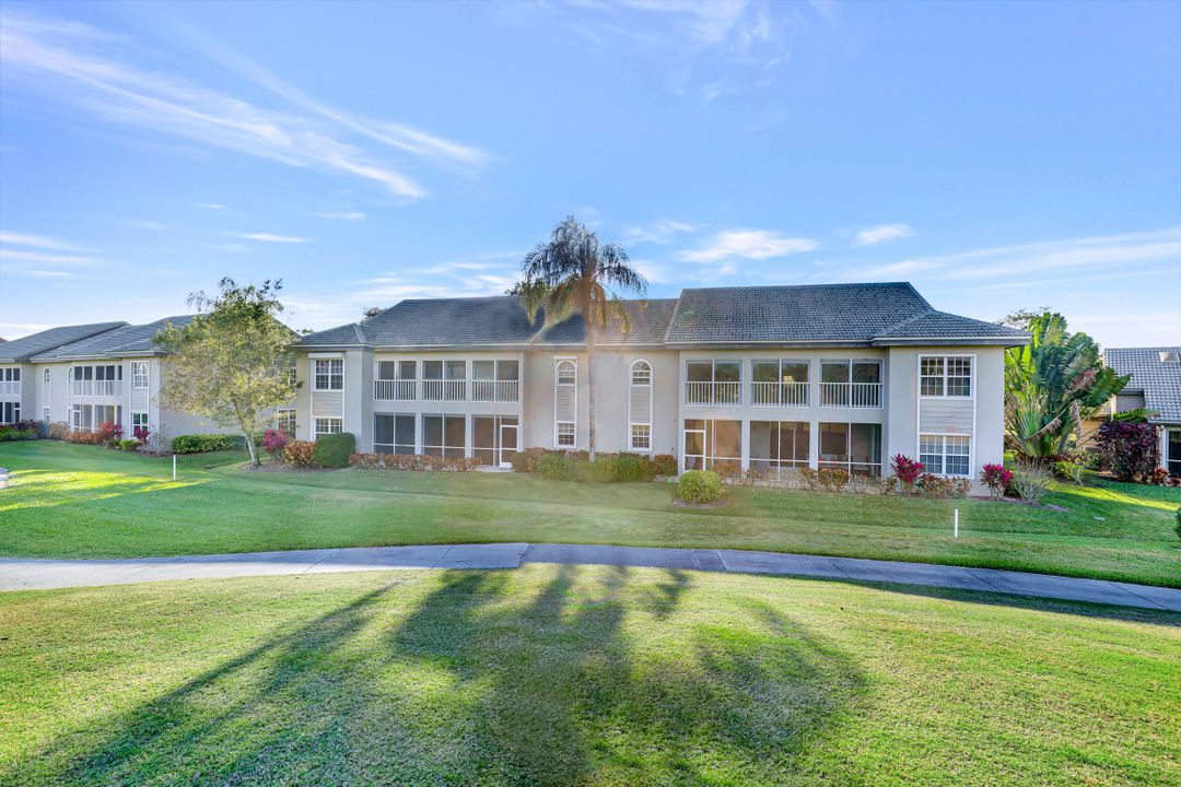 253 Via Perignon, Naples, FL 34119