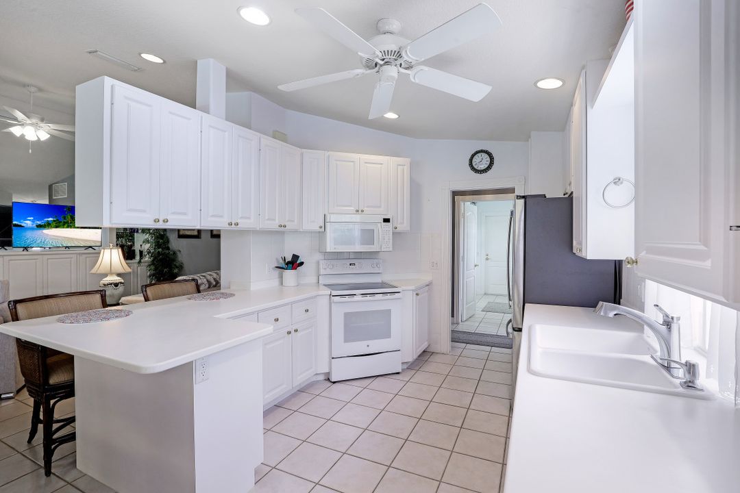 5641 Eleuthera Way, Naples, FL 34119