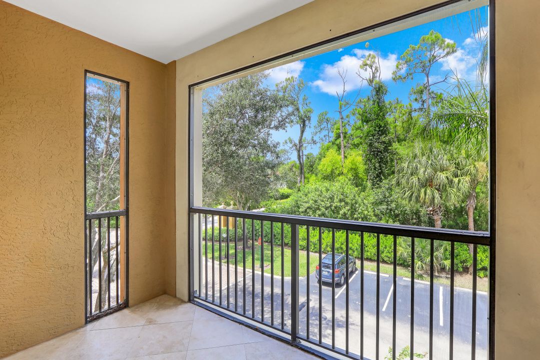1150 Reserve Way #303, Naples, FL 34105