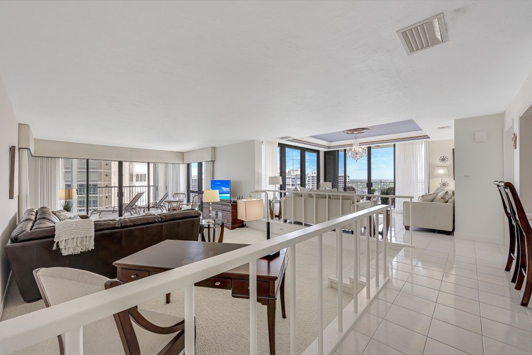 4301 Gulf Shore Blvd N #1700, Naples, FL 34103