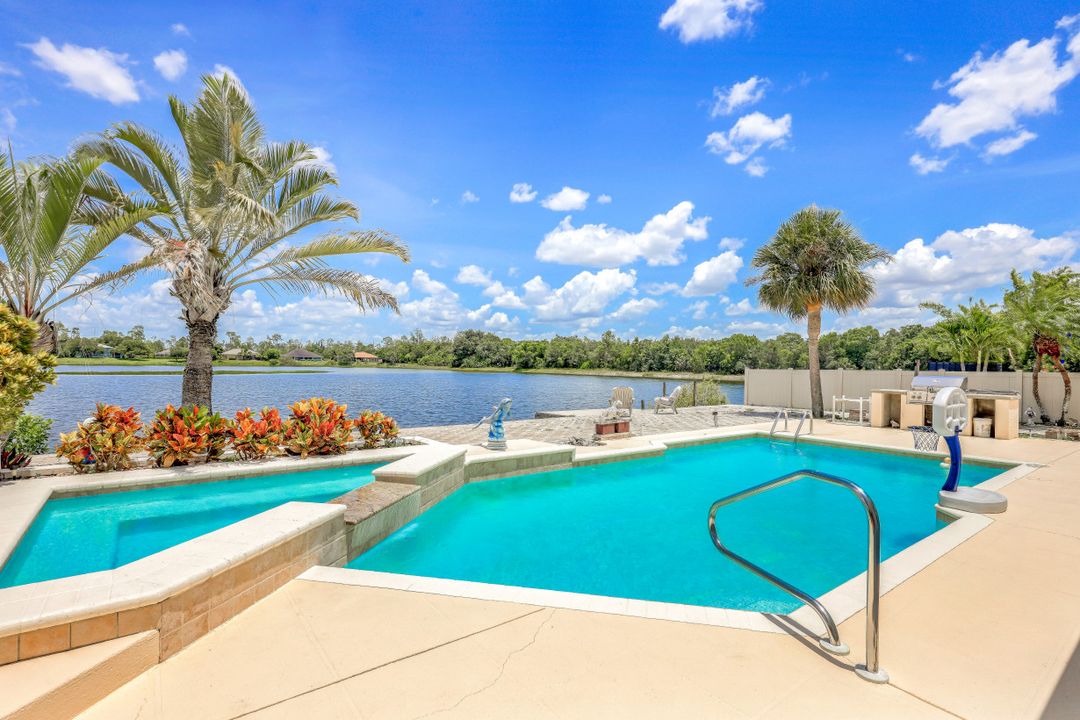 27329 Rue De Paix, Bonita Springs, FL 34135