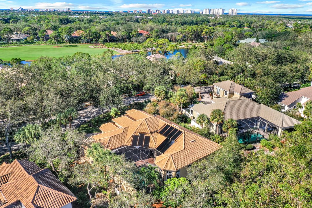 963 Barcarmil Way, Naples, FL 34110