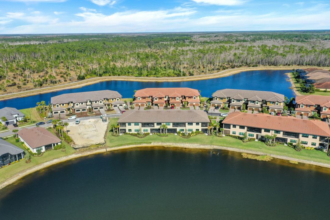 9636 Montelanico Loop #201, Naples, FL 34119