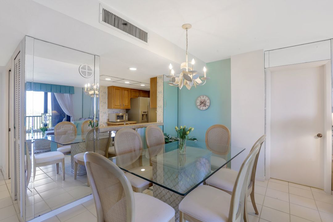 17 Bluebill Ave #602, Naples, FL 34108