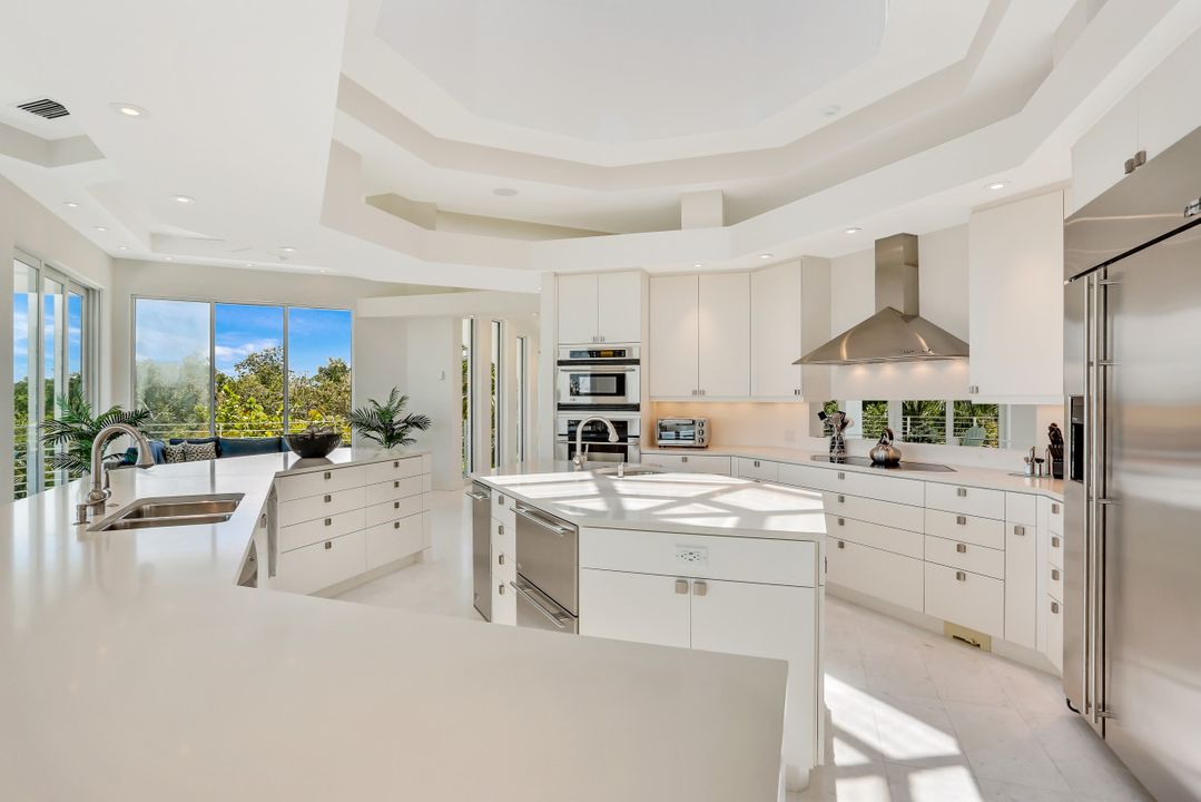 795 Waterside Dr, Marco Island, FL 34145