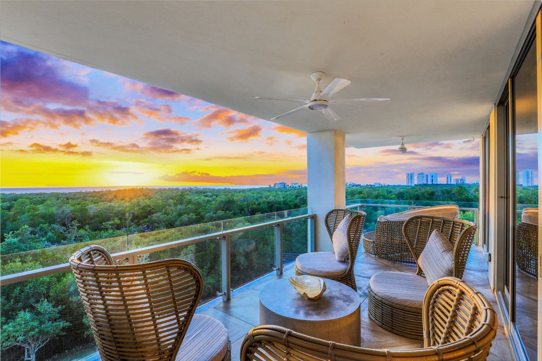 6897 Grenadier Blvd #504, Naples, FL 34108