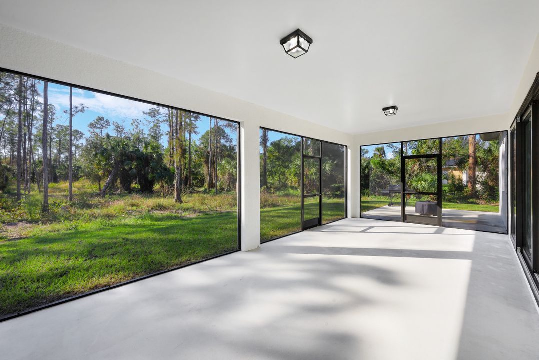 1030 22nd Ave NE, Naples, FL 34120