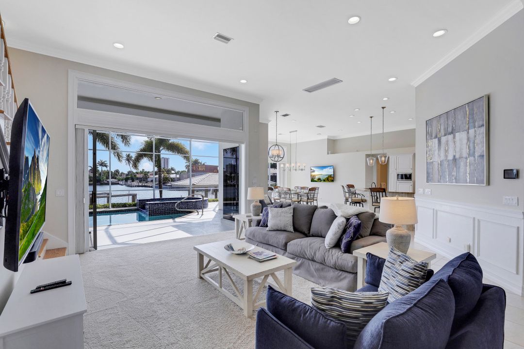 110 Copperfield Ct, Marco Island, FL 34145