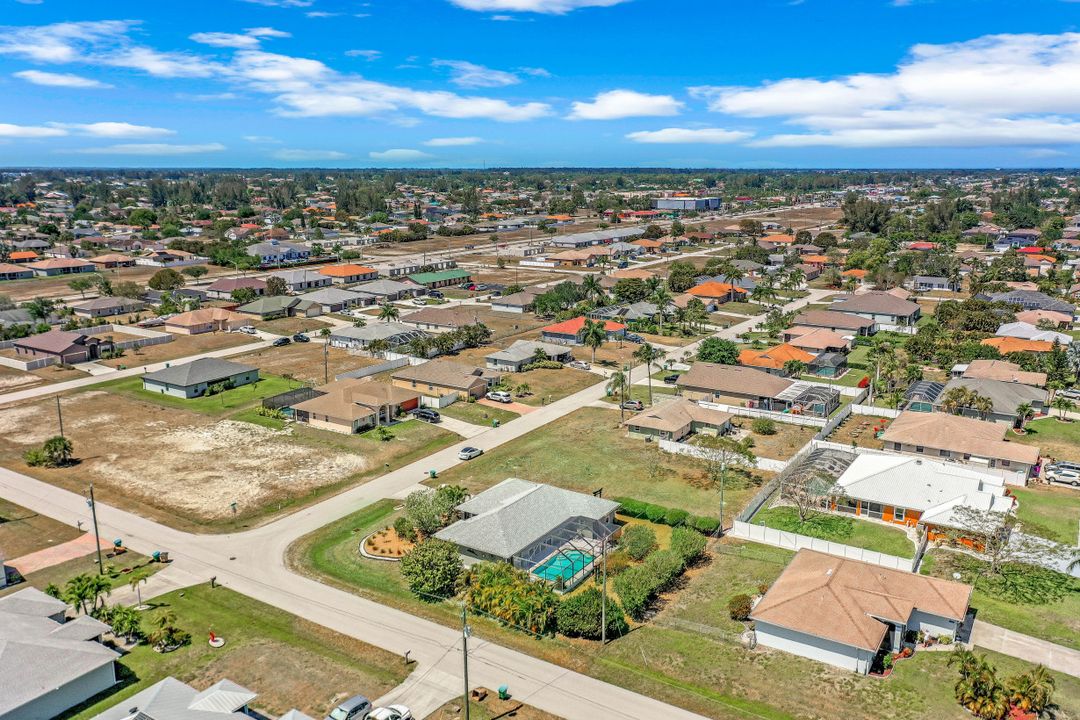 3015 SW 7th Ave, Cape Coral, FL 33914