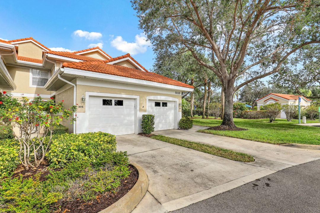 5115 Cobble Creek Ct #D-104, Naples, FL 34110