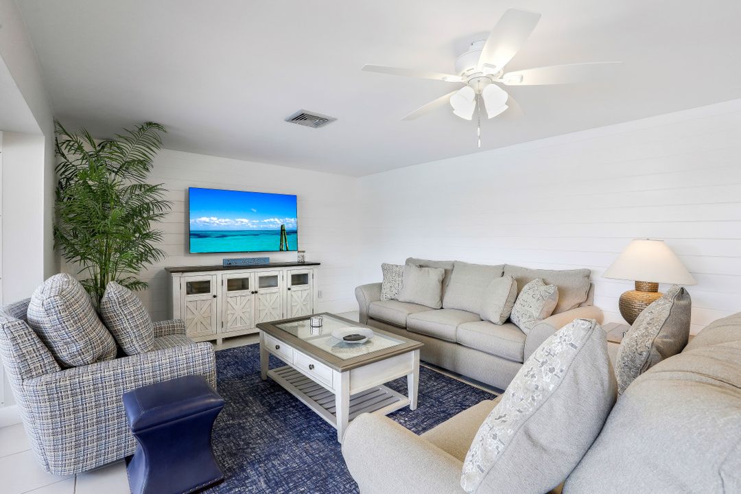 1143 Edington Pl, Marco Island, FL 34145