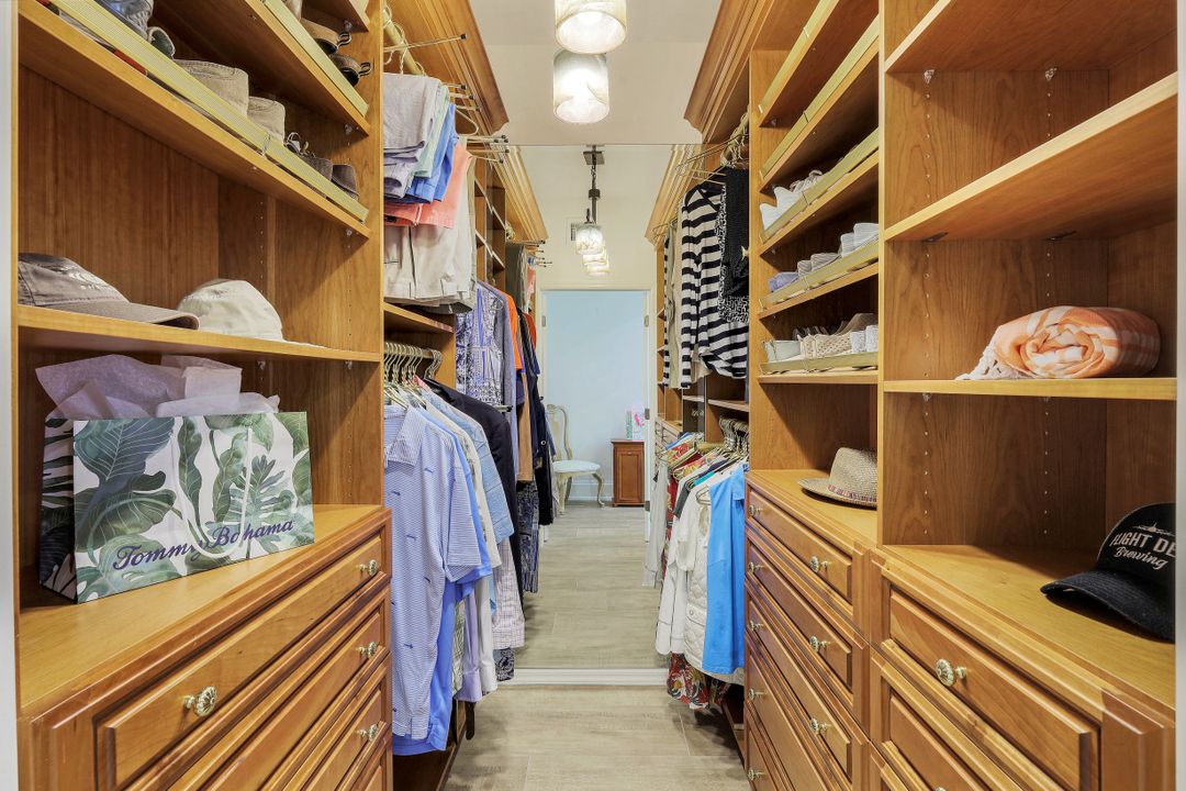 6770 Pelican Bay Blvd #242, Naples, FL 34108