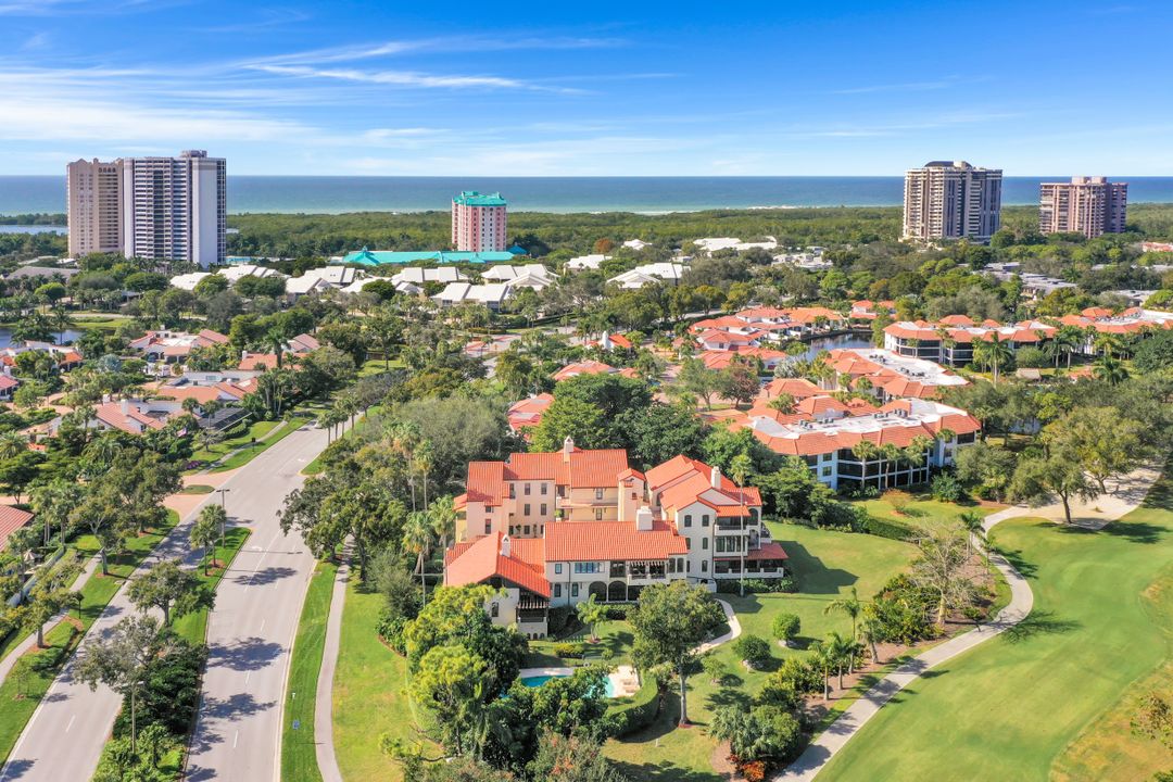 5850 Pelican Bay Blvd, Naples, FL 34108