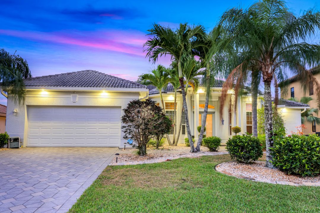 5219 SW 5th Pl, Cape Coral, FL 33914