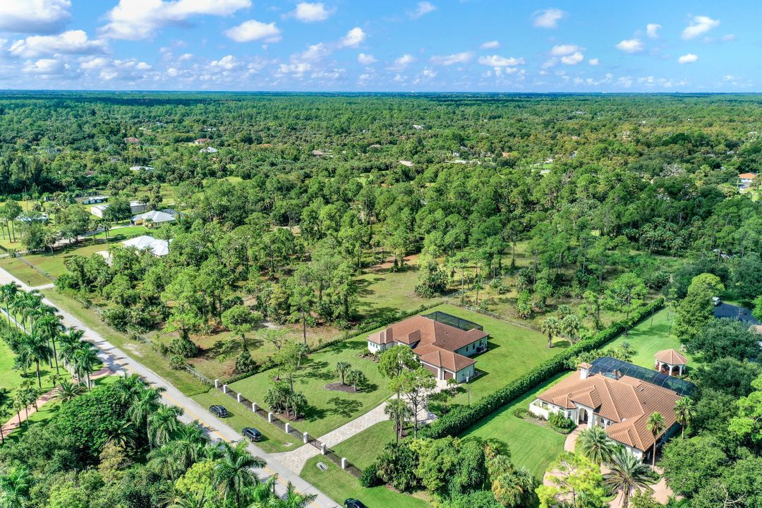 631 25th St SW, Naples, FL 34117