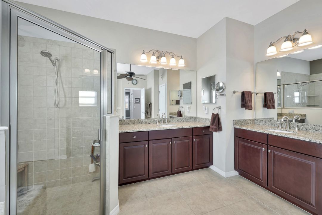 17112 Wrigley Cir, Fort Myers, FL 33908