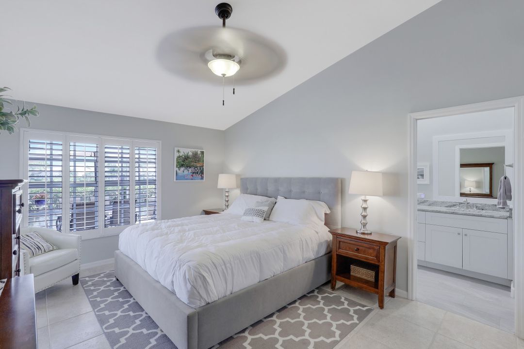 13381 Southampton Dr, Bonita Springs, FL 34135