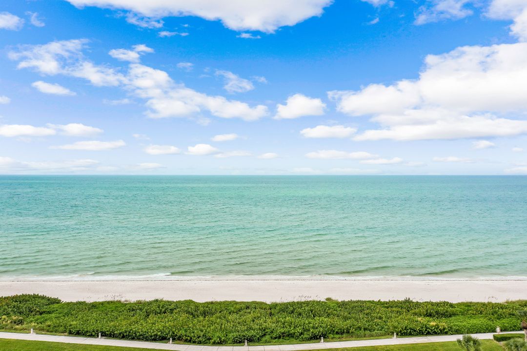 4451 Gulf Shore Blvd N, Naples, FL 34103