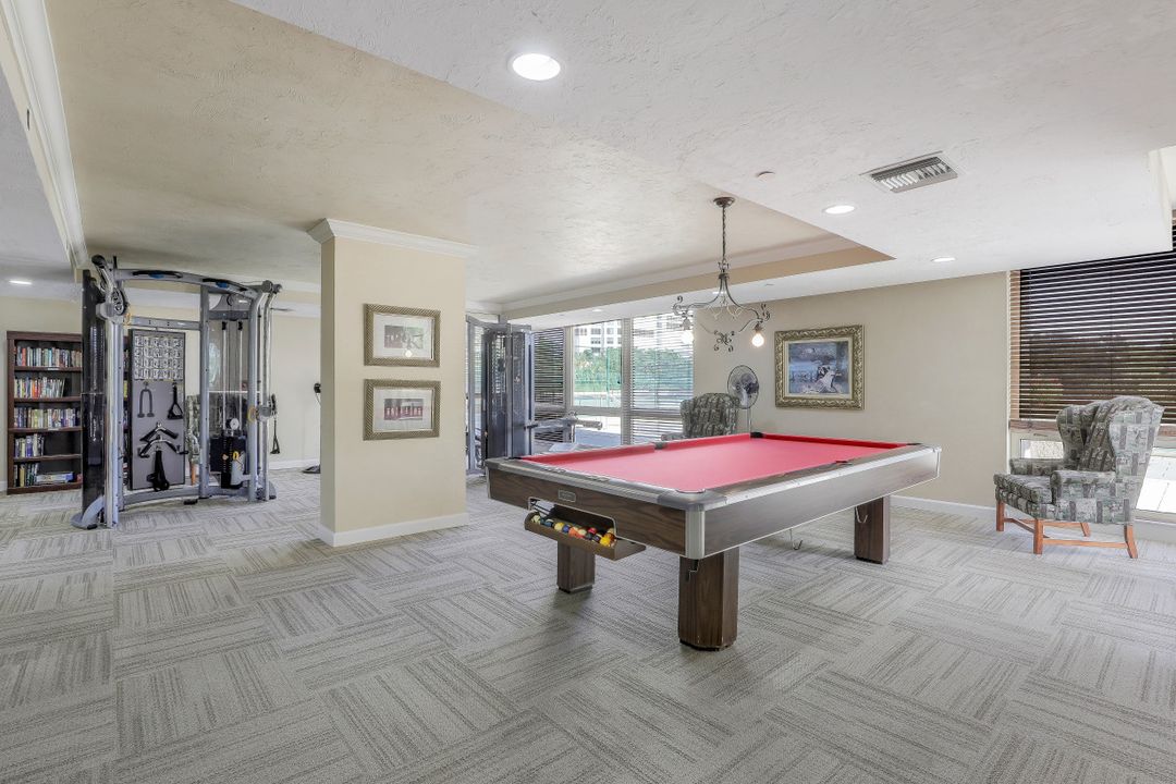 4051 Gulf Shore Blvd N #1105, Naples, FL 34103