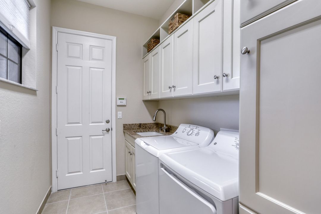 11571 Meadowrun Cir, Fort Myers, FL 33913