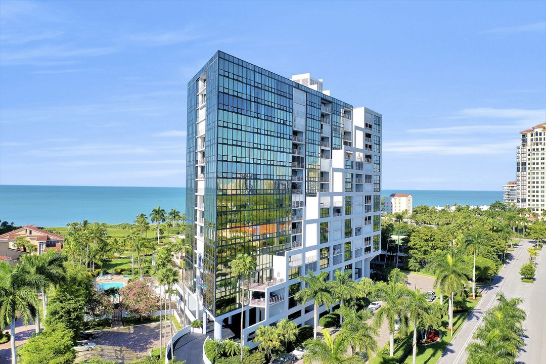 4751 Gulf Shore Blvd N #804, Naples, FL 34103