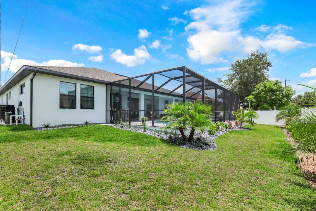 342 SW 28th Ave, Cape Coral, FL 33991