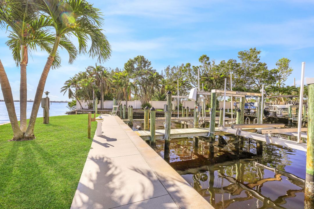 4029 SE 20th Pl #102, Cape Coral, FL 33904