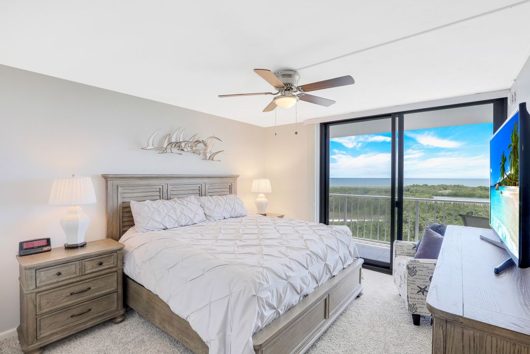 440 Seaview Ct #703, Marco Island, FL 34145