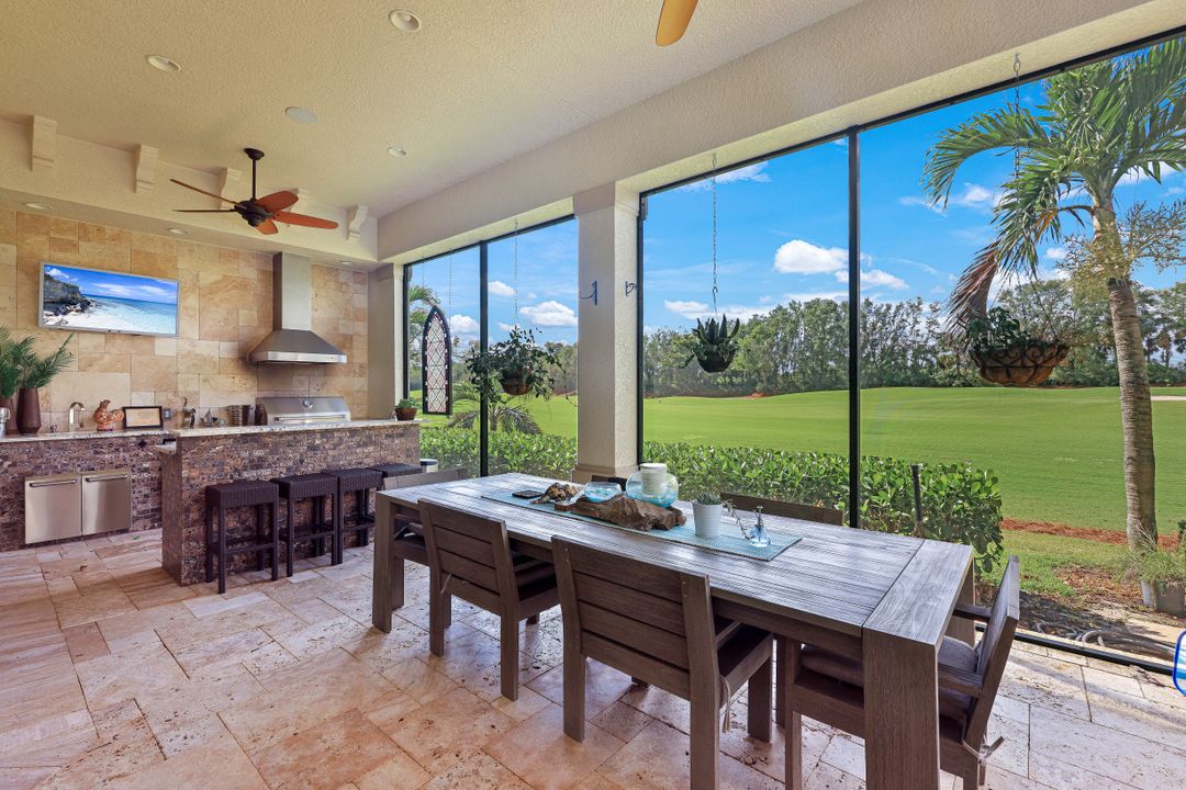 9360 Vittoria Ct, Fort Myers, FL 33912