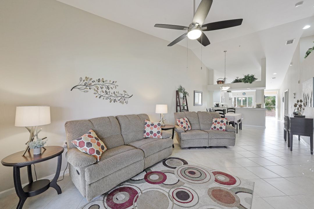2365 Bayou Ln #4, Naples, FL 34112