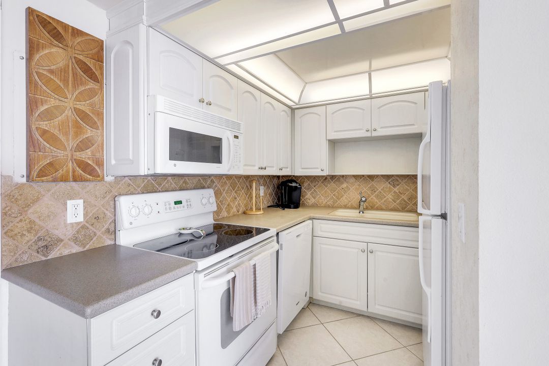 140 Seaview Ct #1003N, Marco Island, FL 34145