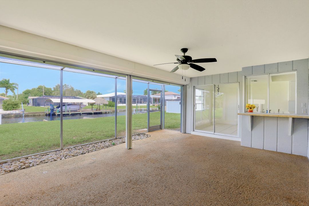825 Lucerne Pkwy, Cape Coral, FL 33904