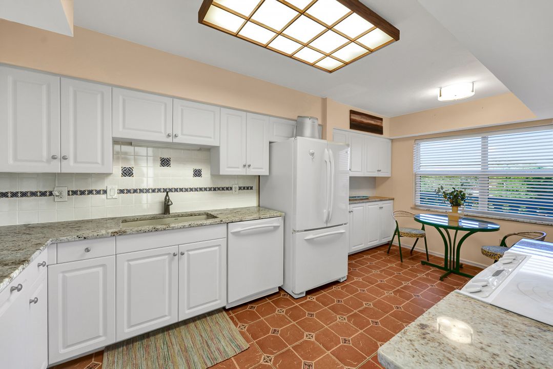 5501 Heron Point Dr #302, Naples, FL 34108